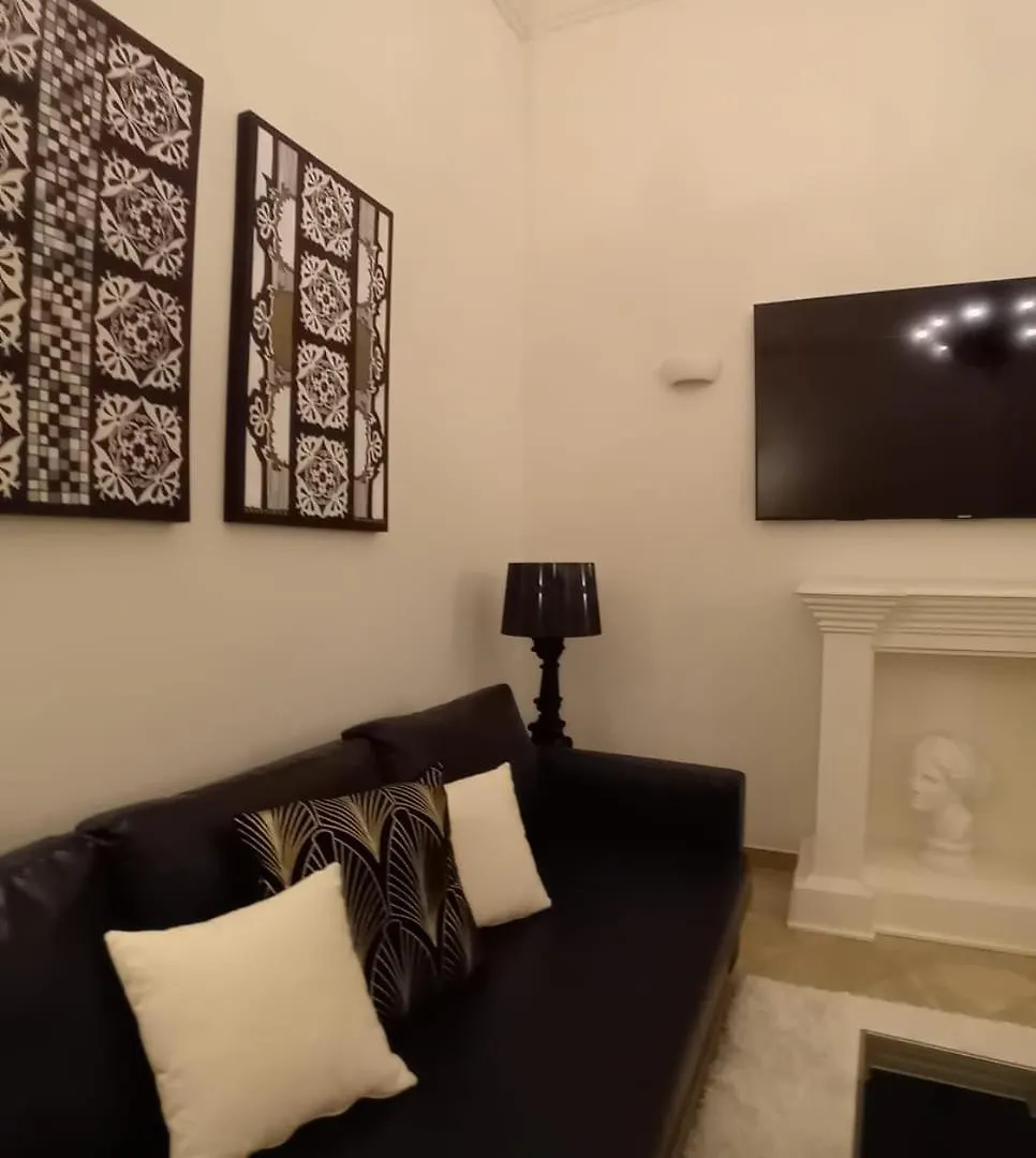Bari Downtown Luxury Apartment
